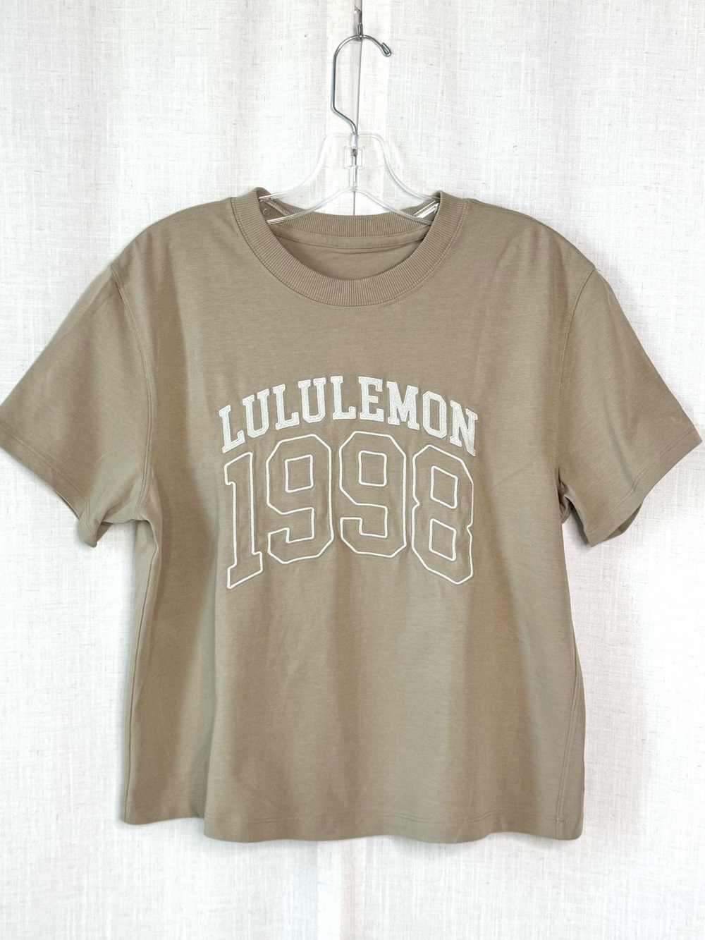 Lululemon Relaxed-Fit Cotton Jersey T-Shirt Graphic Sheer Oak Size 4 NWOT